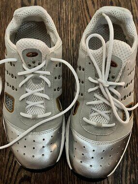Womens Adidas Golf Shoes Silver Toe / Cut outs Size 7